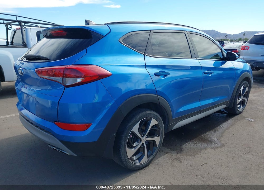 2018 HYUNDAI TUCSON VALUE VIN: KM8J33A24JU629778