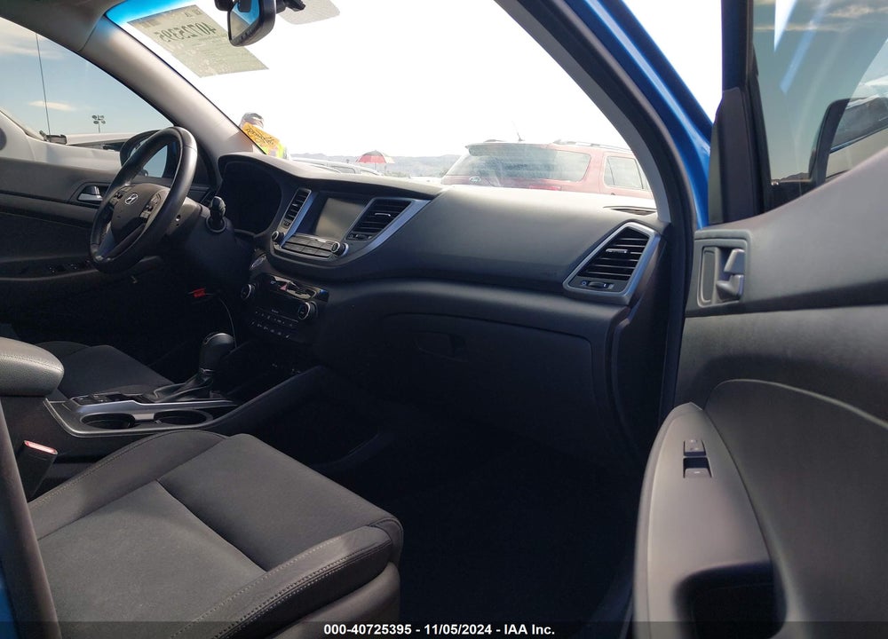 2018 HYUNDAI TUCSON VALUE VIN: KM8J33A24JU629778