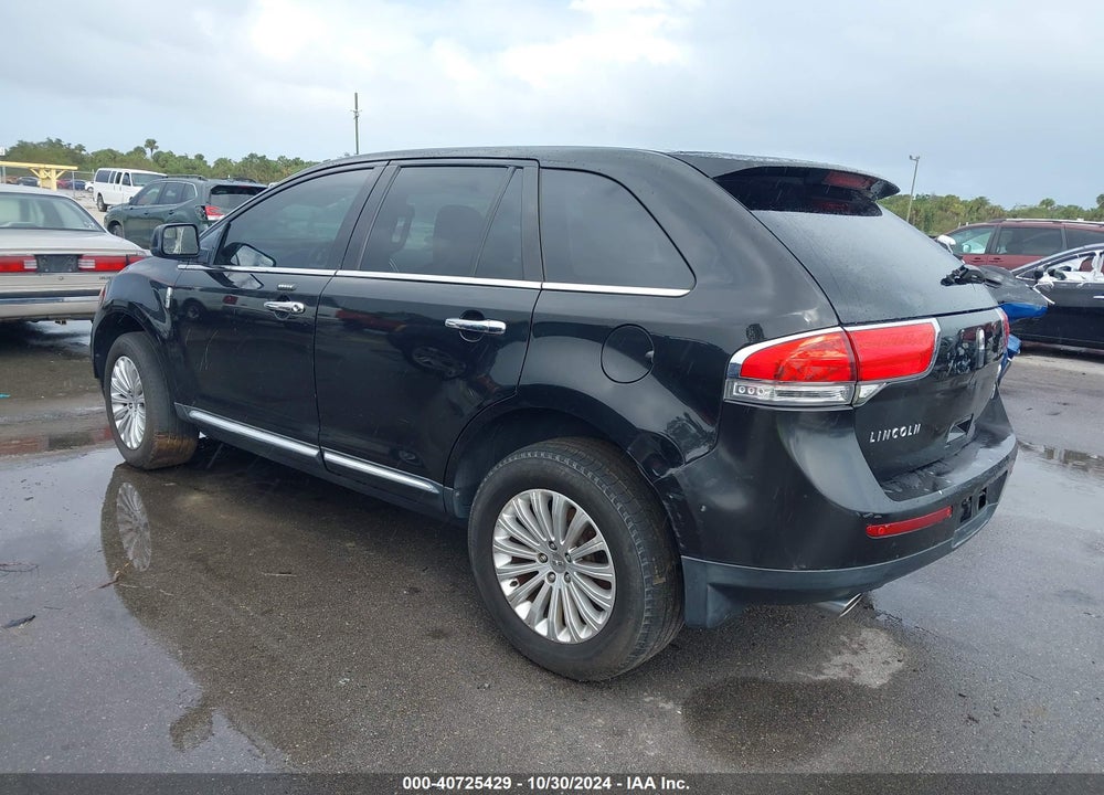 2011 LINCOLN MKX VIN: 2LMDJ6JK1BBJ07657