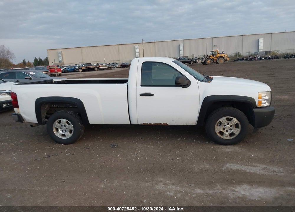 2011 CHEVROLET SILVERADO 1500 WORK TRUCK VIN: 1GCNCPEX7BZ188395