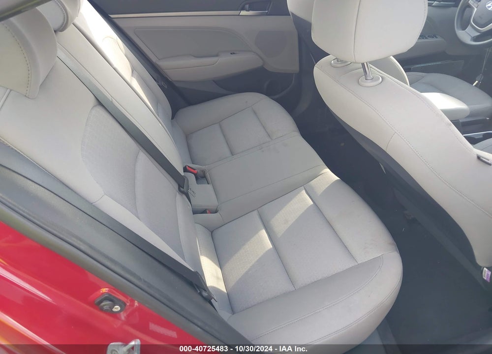 2017 HYUNDAI ELANTRA SE VIN: KMHD84LF9HU227379