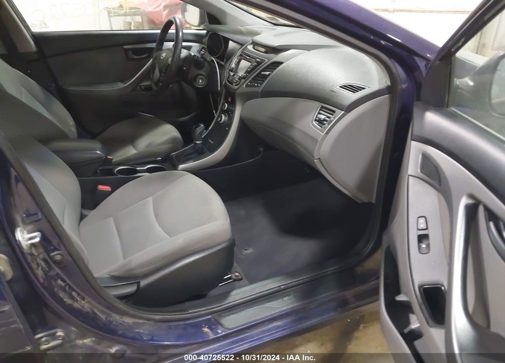 2014 HYUNDAI ELANTRA SE VIN: 5NPDH4AE4EH496118