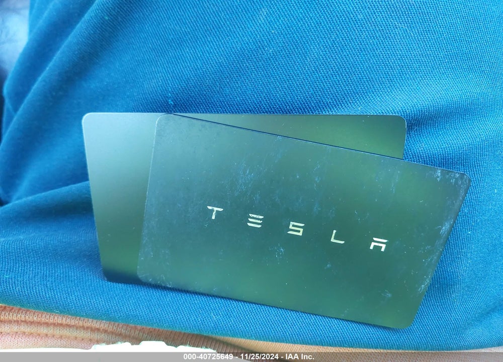 2024 TESLA CYBERTRUCK VIN: 7G2CEHEDXRA006647