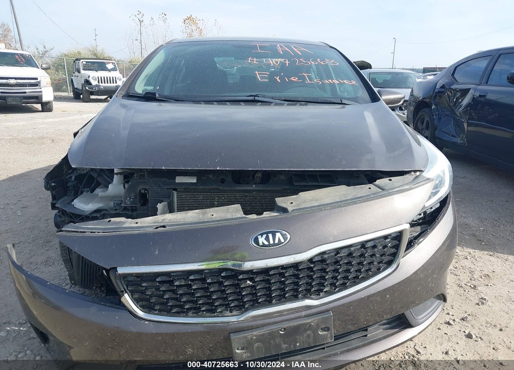 2018 KIA FORTE LX VIN: 3KPFK4A72JE217484
