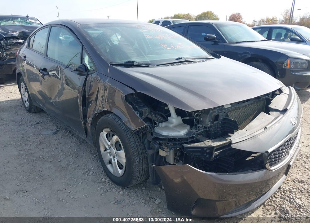 2018 KIA FORTE LX VIN: 3KPFK4A72JE217484