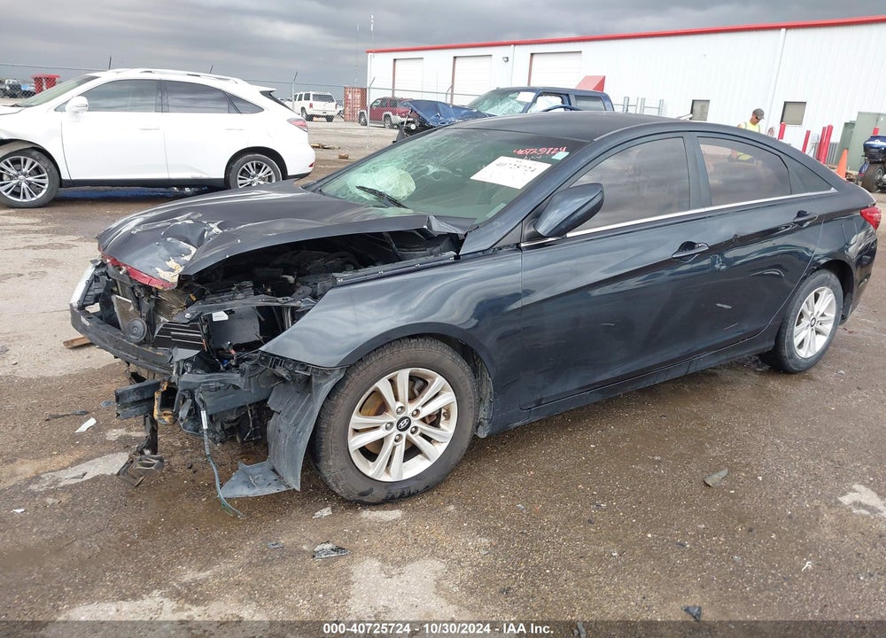 2013 HYUNDAI SONATA GLS VIN: 5NPEB4AC3DH629566