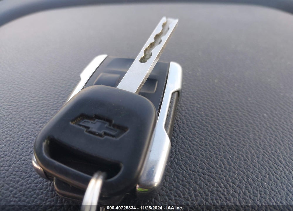 2014 CHEVROLET SILVERADO 1500 VIN: 3GCUKSEC8EG537972