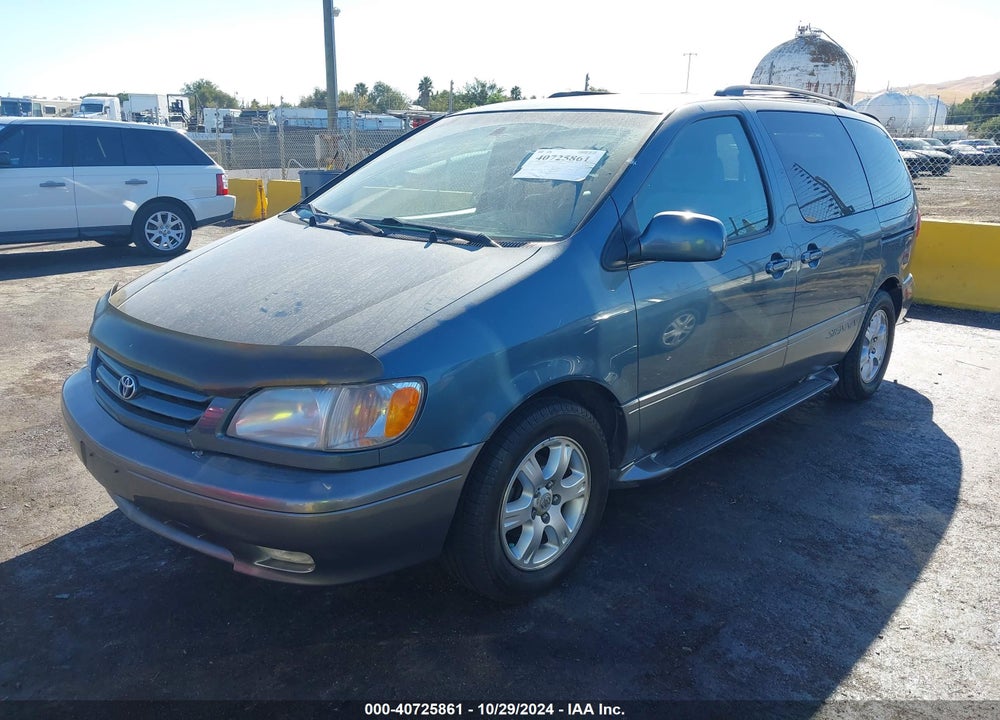 2001 TOYOTA SIENNA XLE VIN: 4T3ZF13C01U394226