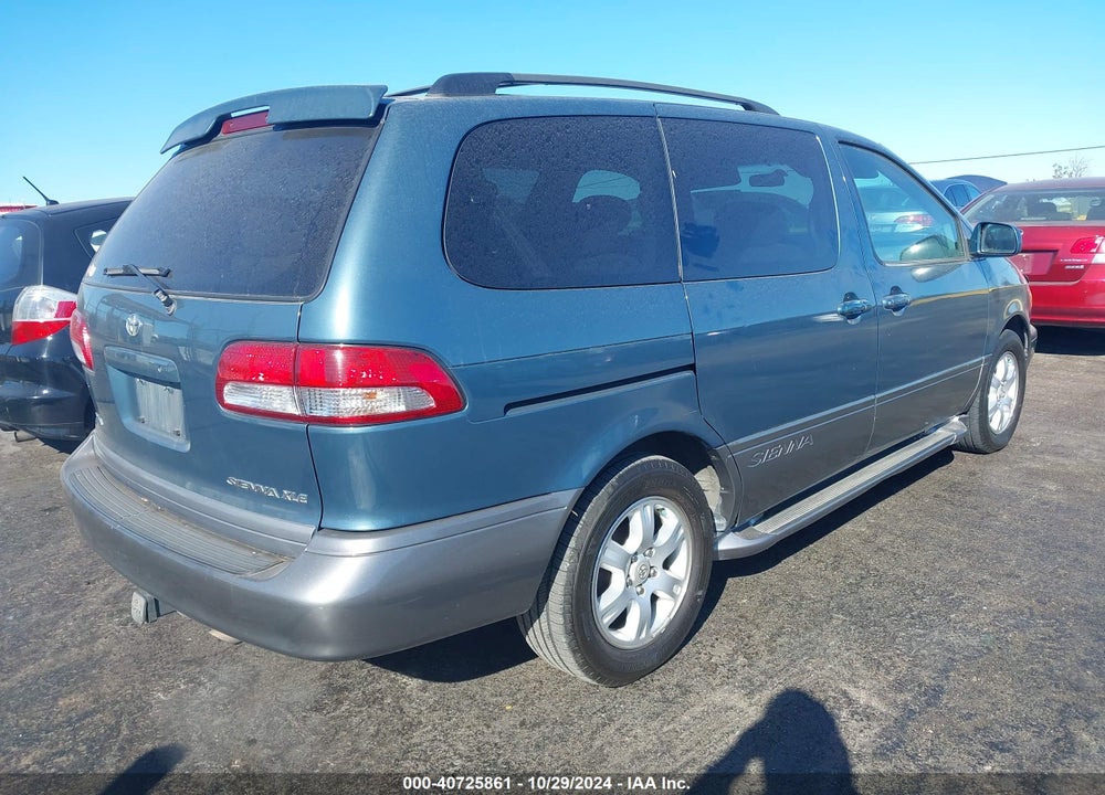 2001 TOYOTA SIENNA XLE VIN: 4T3ZF13C01U394226