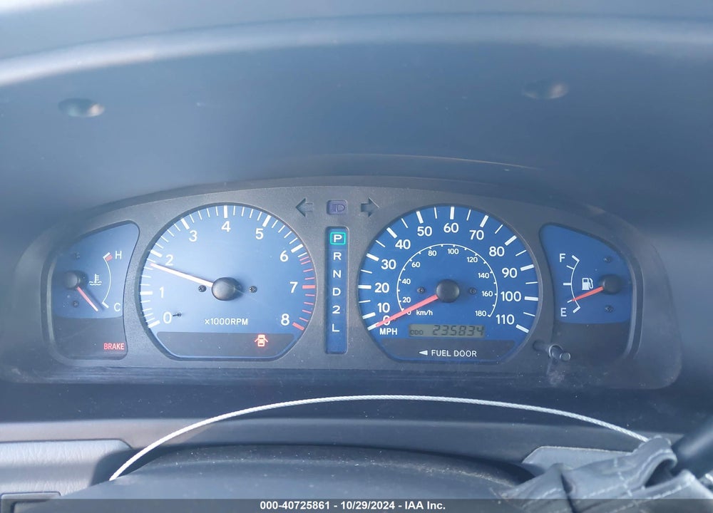 2001 TOYOTA SIENNA XLE VIN: 4T3ZF13C01U394226