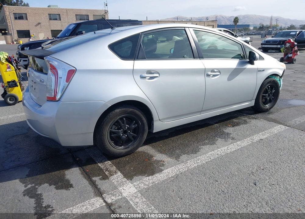 2012 TOYOTA PRIUS TWO VIN: JTDKN3DU5C1498557