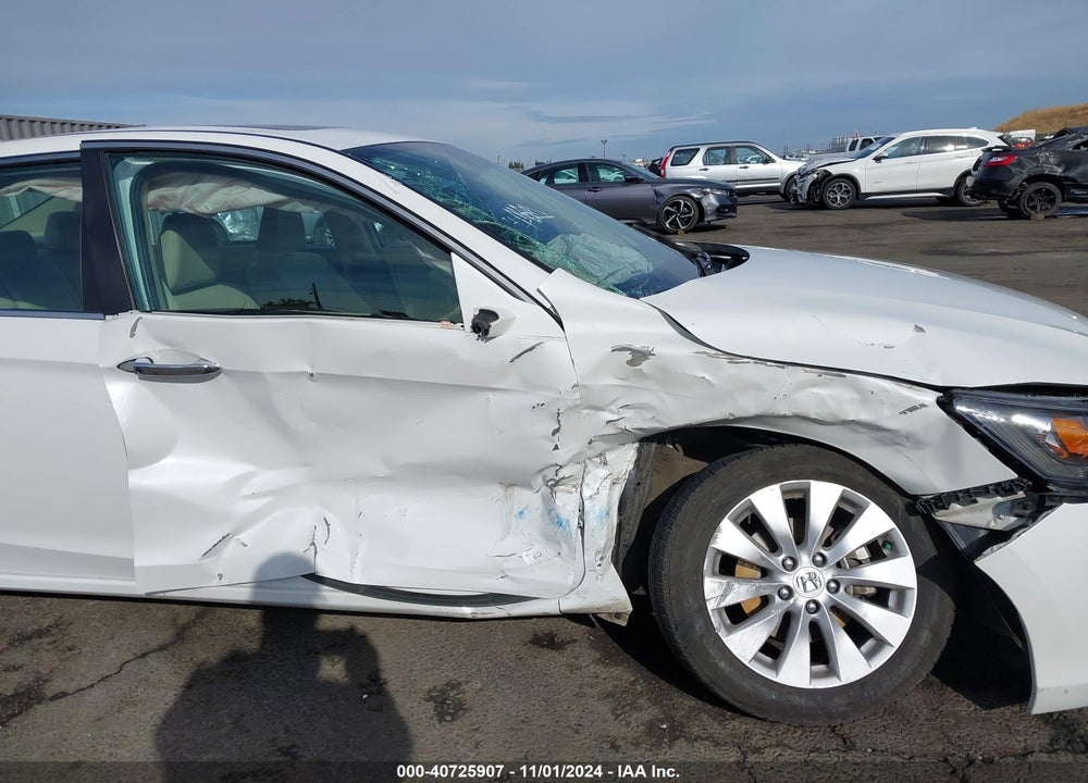 2015 HONDA ACCORD EX-L VIN: 1HGCR2F89FA122355