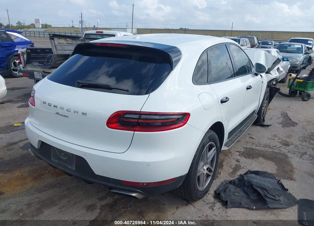 2018 PORSCHE MACAN VIN: WP1AA2A52JLB22087