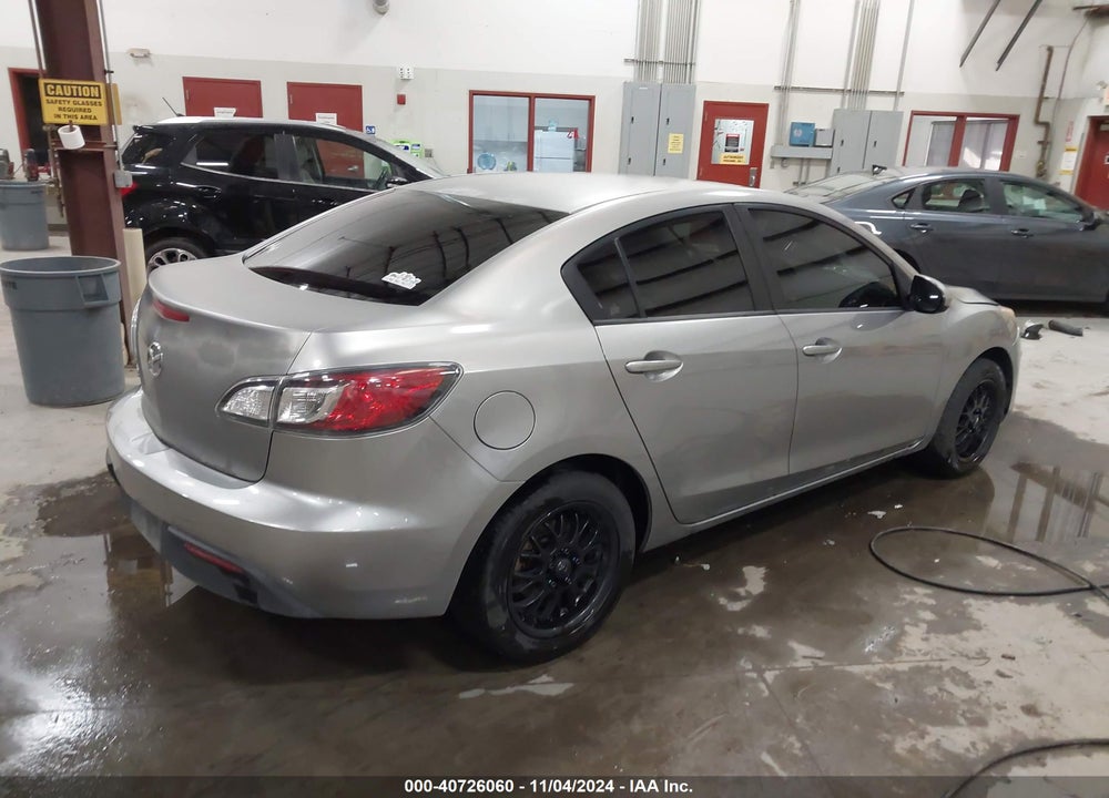 2010 MAZDA 3 I TOURING VIN: JM1BL1SG1A1348966