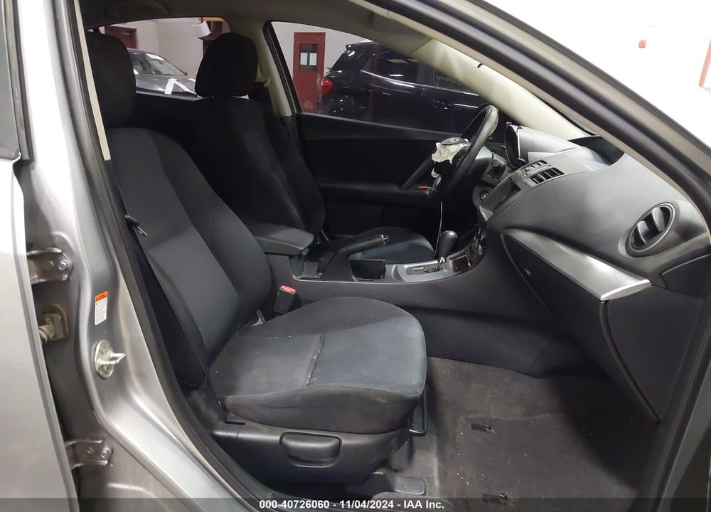 2010 MAZDA 3 I TOURING VIN: JM1BL1SG1A1348966