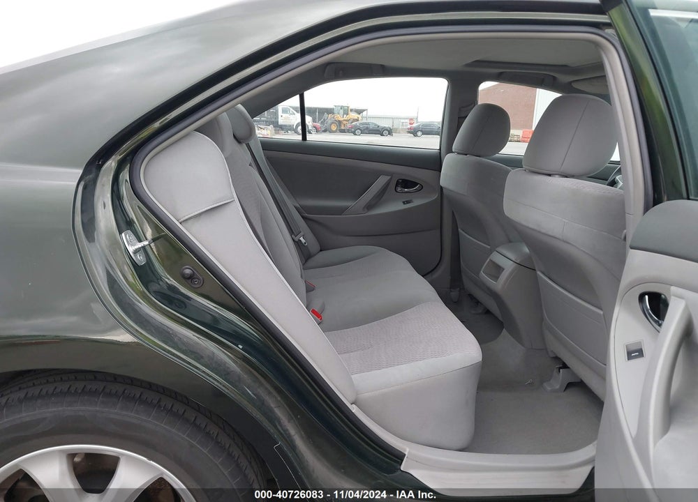 2011 TOYOTA CAMRY LE VIN: 4T1BF3EK7BU702830