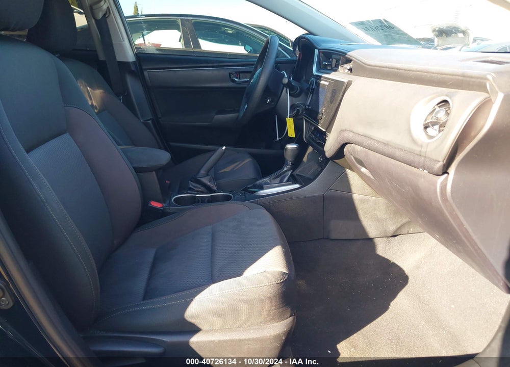 2019 TOYOTA COROLLA LE VIN: 5YFBURHE3KP947608