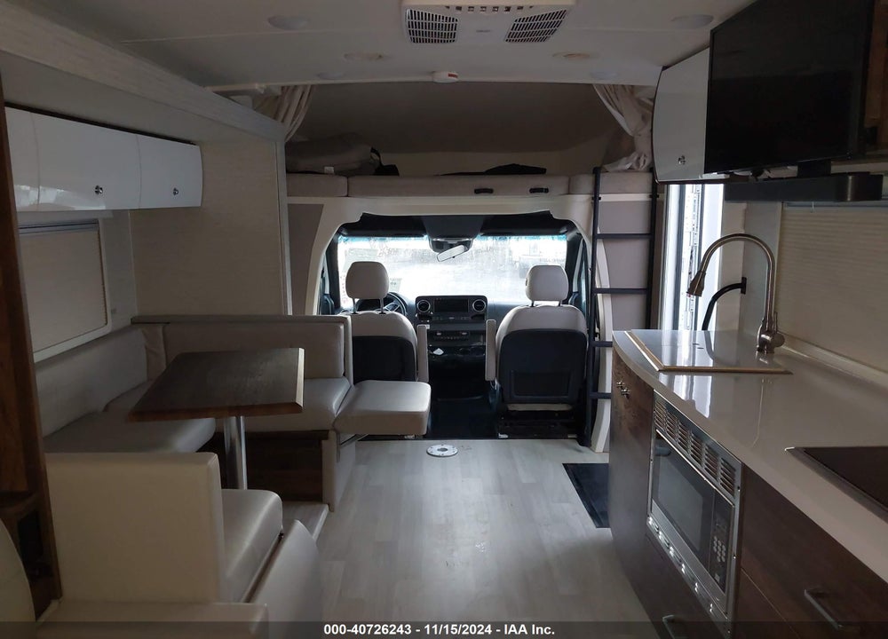 2022 MERCEDES SPRINTER 3500XD VIEW MOTOR HOME VIN: W1X8E33Y5NE221501