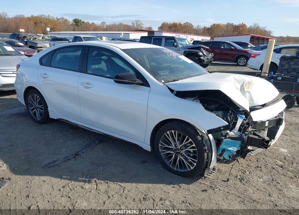 2024 KIA FORTE GT LINE VIN: 3KPF54AD7RE752397