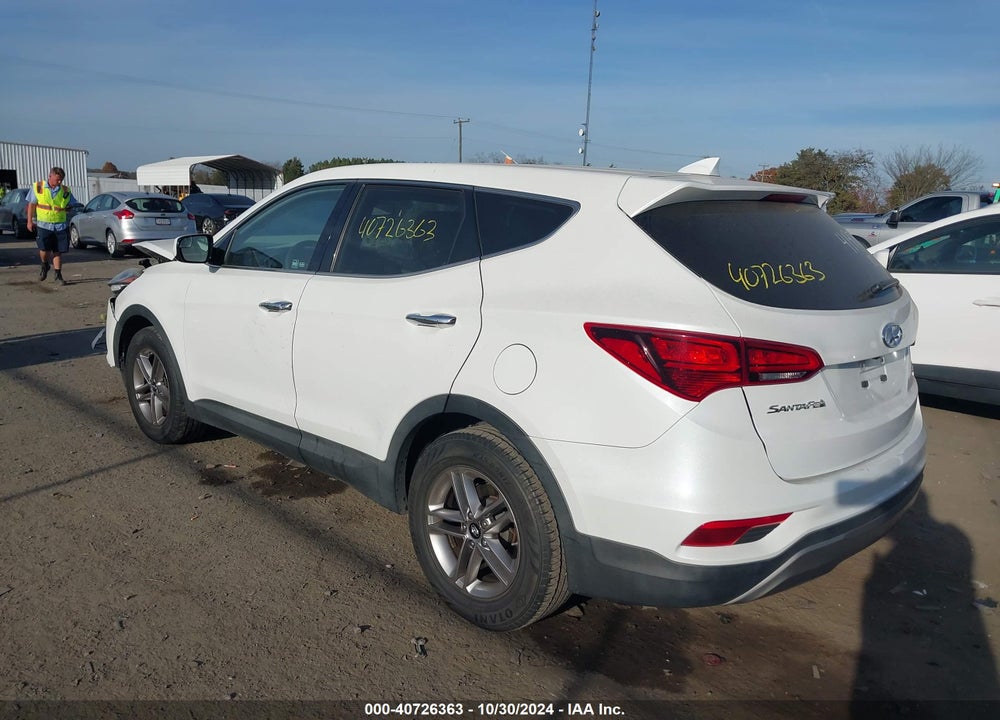 2017 HYUNDAI SANTA FE SPORT 2.4L VIN: 5NMZTDLB6HH018520