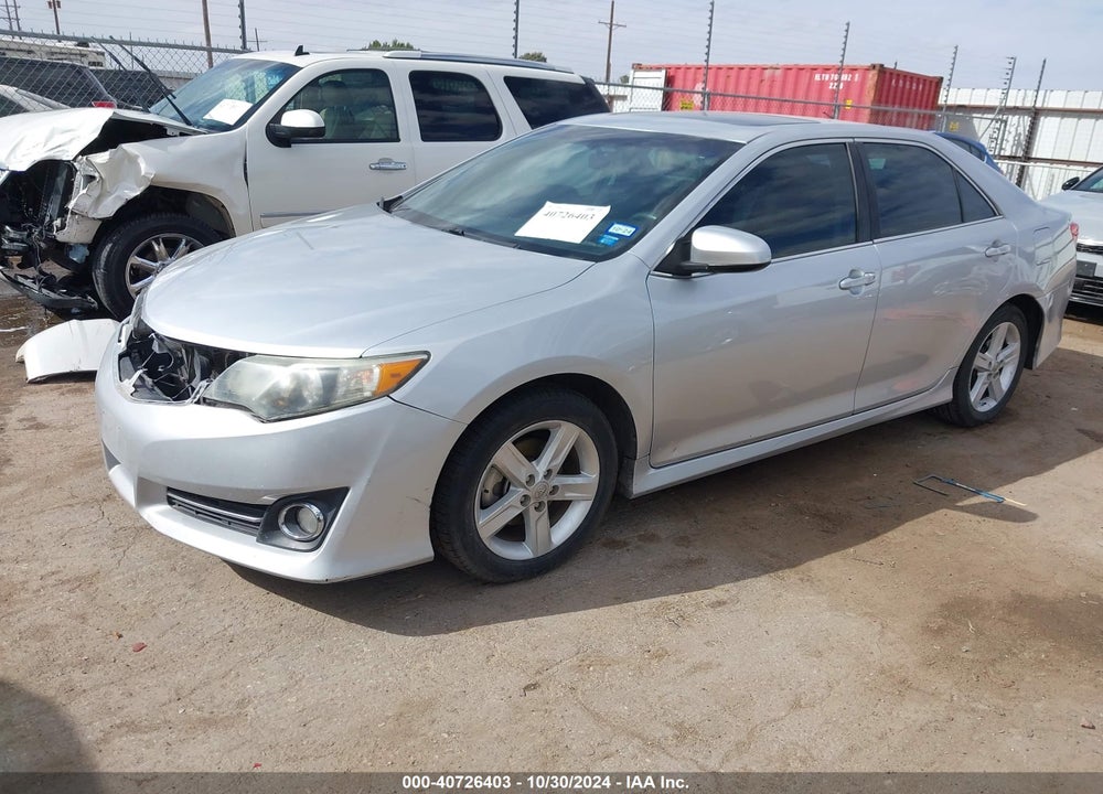 2014 TOYOTA CAMRY SE VIN: 4T1BF1FK5EU853818