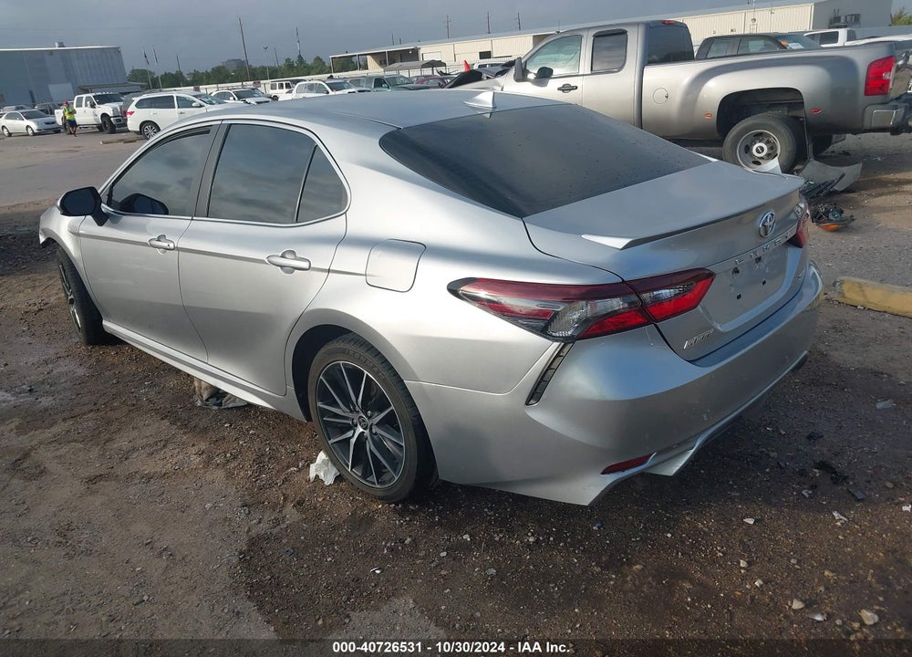 2021 TOYOTA CAMRY SE VIN: 4T1G11AK4MU556520