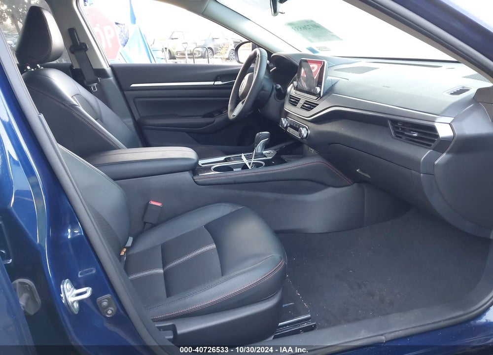 2024 NISSAN ALTIMA SR FWD VIN: 1N4BL4CV7RN425638