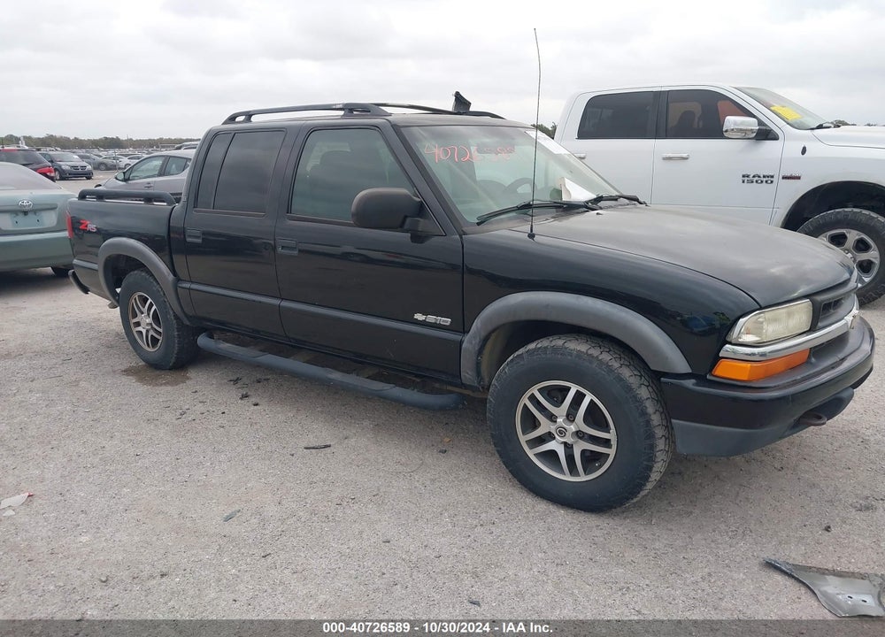 2004 CHEVROLET S-10 LS VIN: 1GCDT13X44K115220
