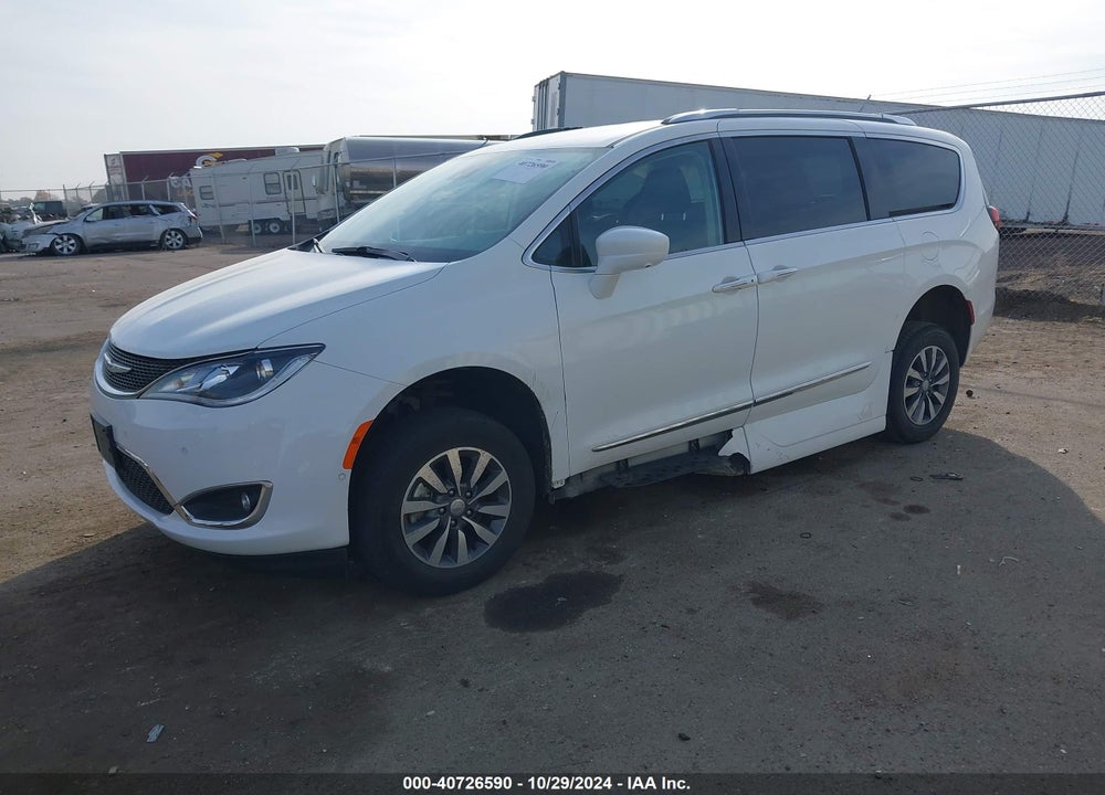 2020 CHRYSLER PACIFICA TOURING L PLUS VIN: 2C4RC1EG1LR165835
