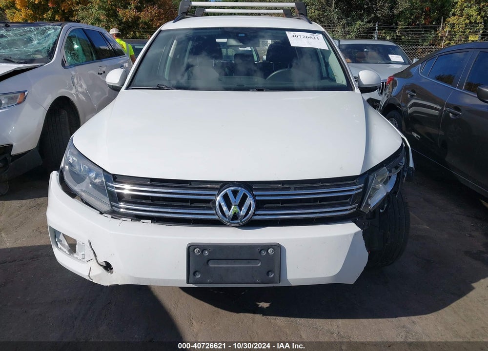 2016 VOLKSWAGEN TIGUAN S VIN: WVGBV7AX7GW601472