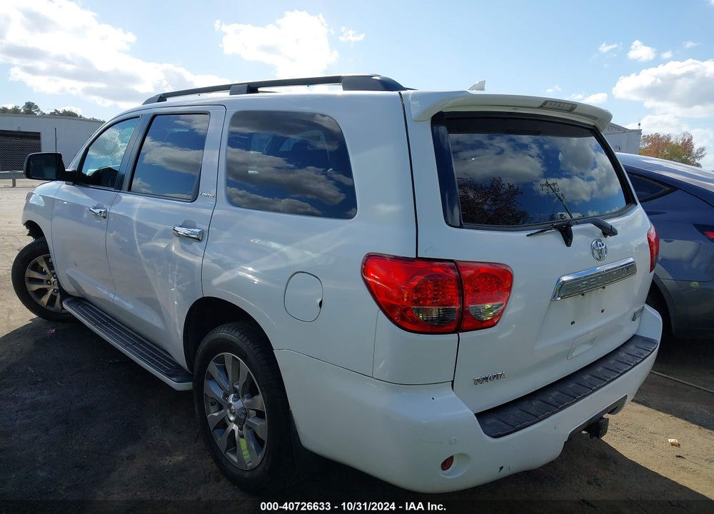 2010 TOYOTA SEQUOIA LIMITED 5.7L V8 VIN: 5TDKY5G10AS024021