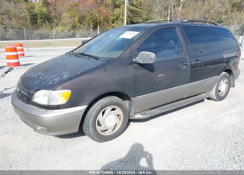 2001 TOYOTA SIENNA XLE VIN: 4T3ZF13C71U408493