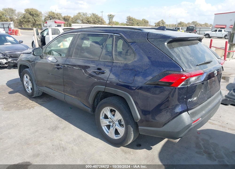 2019 TOYOTA RAV4 XLE VIN: JTMP1RFV3KJ018430