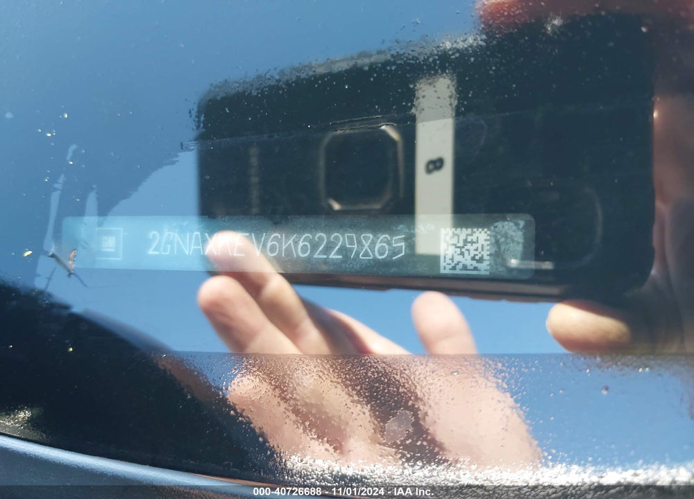 2019 CHEVROLET EQUINOX LT VIN: 2GNAXKEV6K6229865