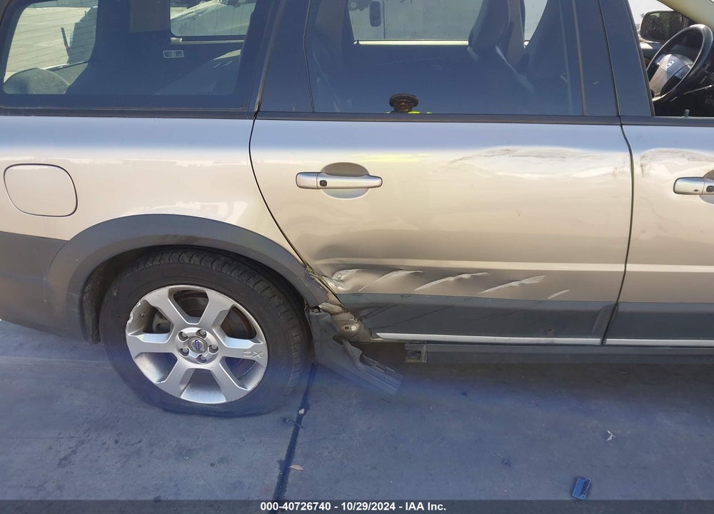 2008 VOLVO XC70 3.2 VIN: YV4BZ982981013860