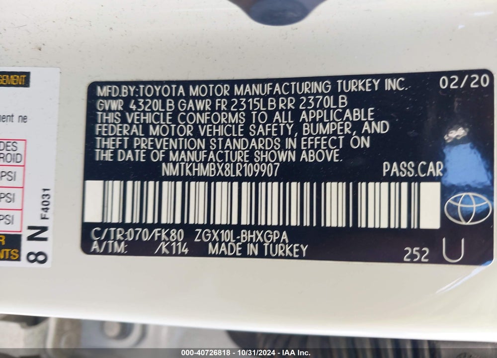 2020 TOYOTA C-HR XLE VIN: NMTKHMBX8LR109907