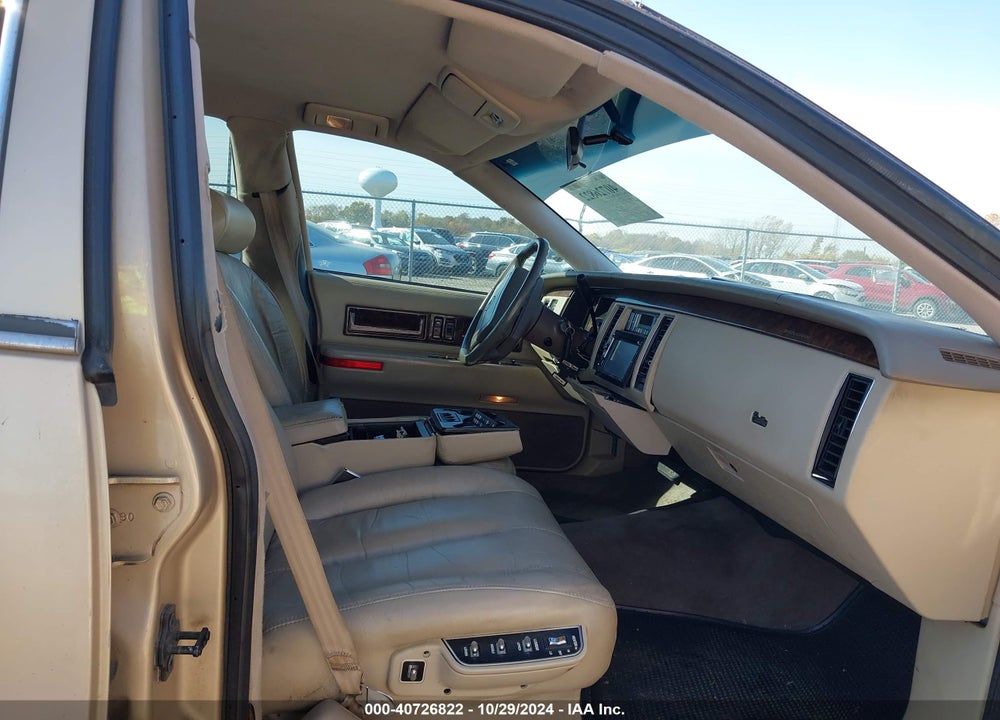 1993 CADILLAC FLEETWOOD CHASSIS VIN: 1G6DW527XPR728263