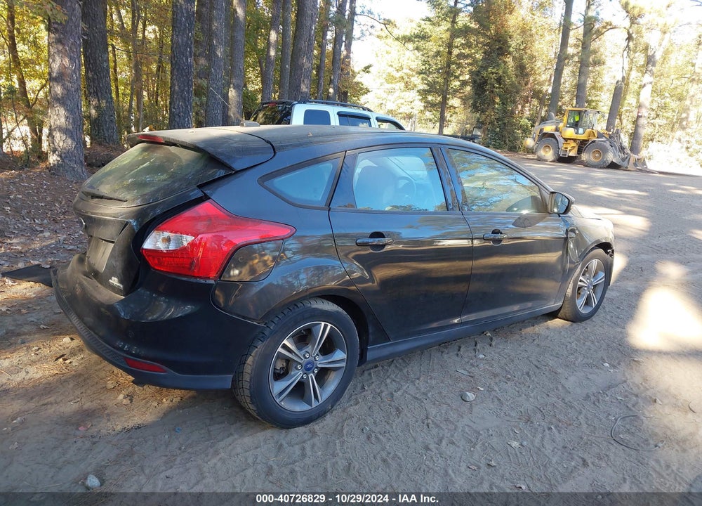 2014 FORD FOCUS SE VIN: 1FADP3K24EL292311