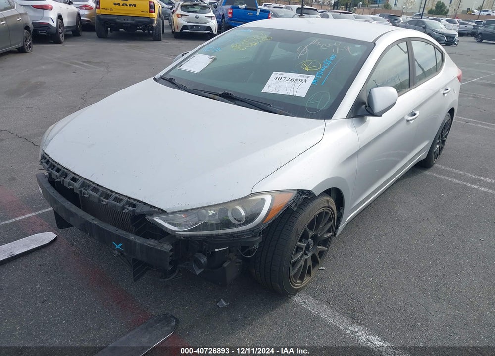2018 HYUNDAI ELANTRA SEL VIN: 5NPD84LF6JH240921