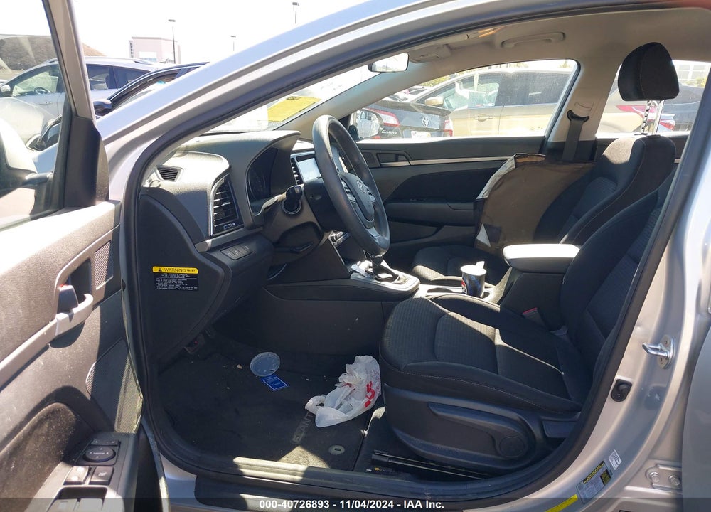 2018 HYUNDAI ELANTRA SEL VIN: 5NPD84LF6JH240921