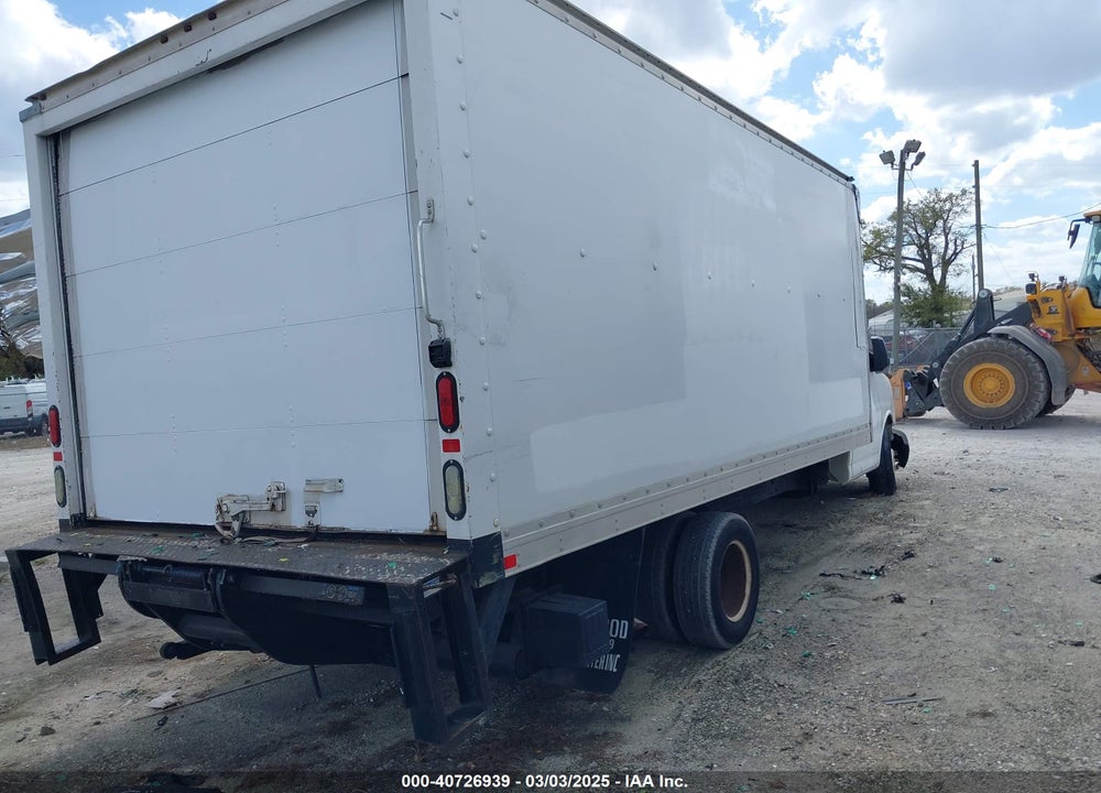 2011 GMC SAVANA CUTAWAY VIN: 1GD374CA3B1904308