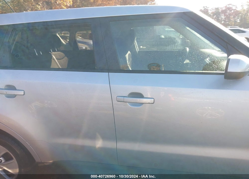 2014 KIA SOUL VIN: KNDJN2A29E7702057