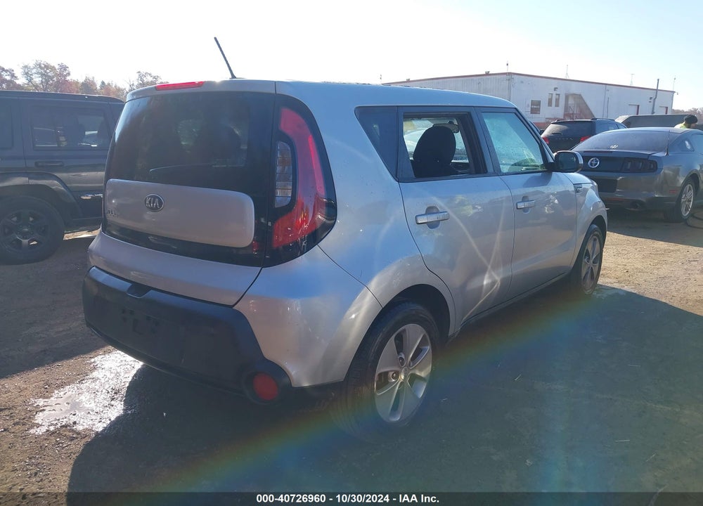 2014 KIA SOUL VIN: KNDJN2A29E7702057