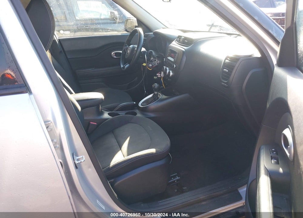 2014 KIA SOUL VIN: KNDJN2A29E7702057