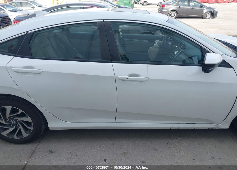 2018 HONDA CIVIC EX VIN: 19XFC2F78JE043317