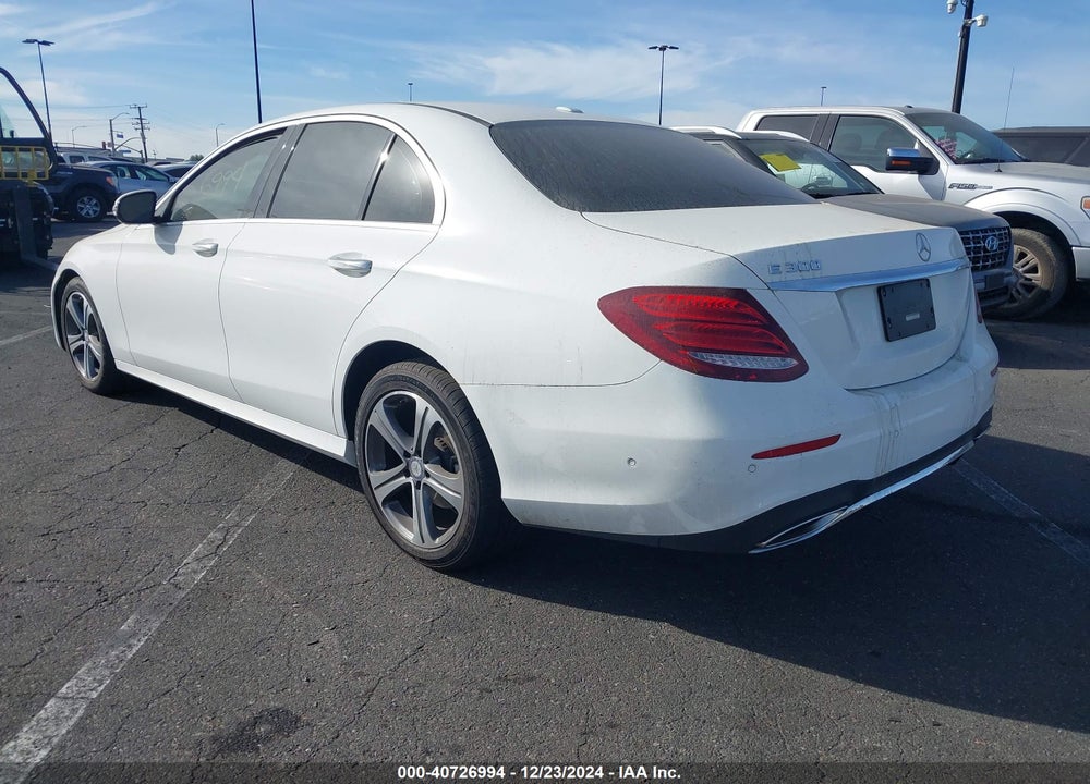2017 MERCEDES-BENZ E 300 VIN: WDDZF4JB1HA153883