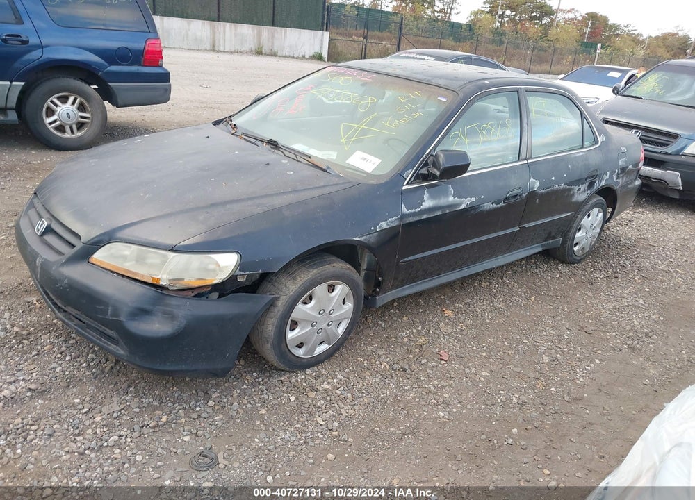 2001 HONDA ACCORD 2.3 LX VIN: 1HGCG66581A126537