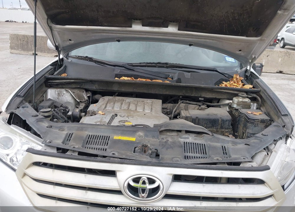 2013 TOYOTA HIGHLANDER BASE V6 VIN: 5TDZK3EH1DS096676