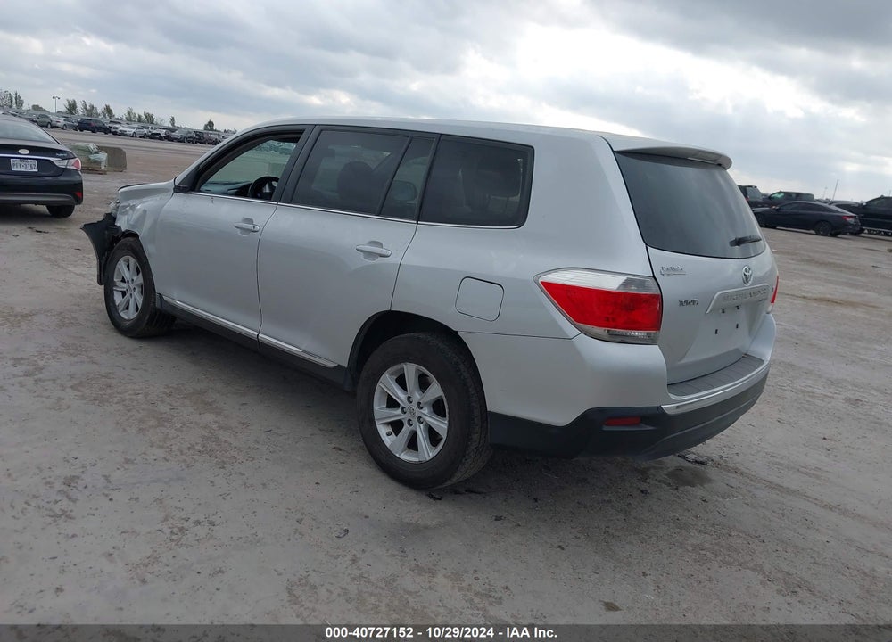 2013 TOYOTA HIGHLANDER BASE V6 VIN: 5TDZK3EH1DS096676