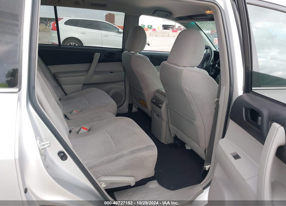 2013 TOYOTA HIGHLANDER BASE V6 VIN: 5TDZK3EH1DS096676